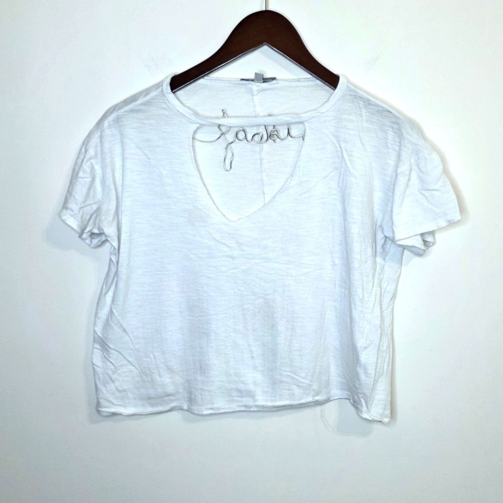 Charlotte Russe White Y2K 2000s Cropped Tee Chest Cut Out Size XS